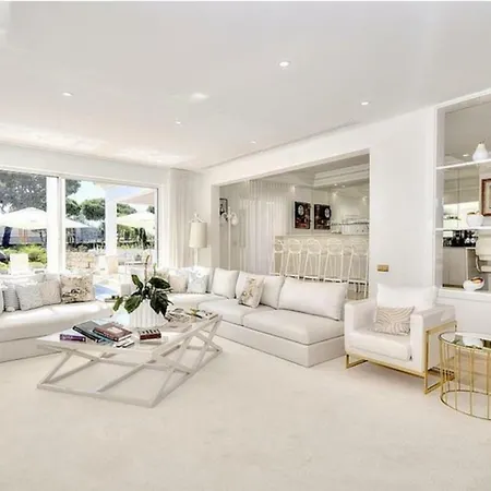 Prázdninový dům Vivenda De Luxo Com Piscina E 3 Quartos