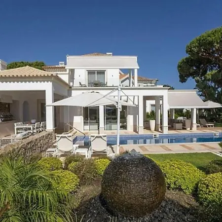 Prázdninový dům Vivenda De Luxo Com Piscina E 3 Quartos Quinta do Lago